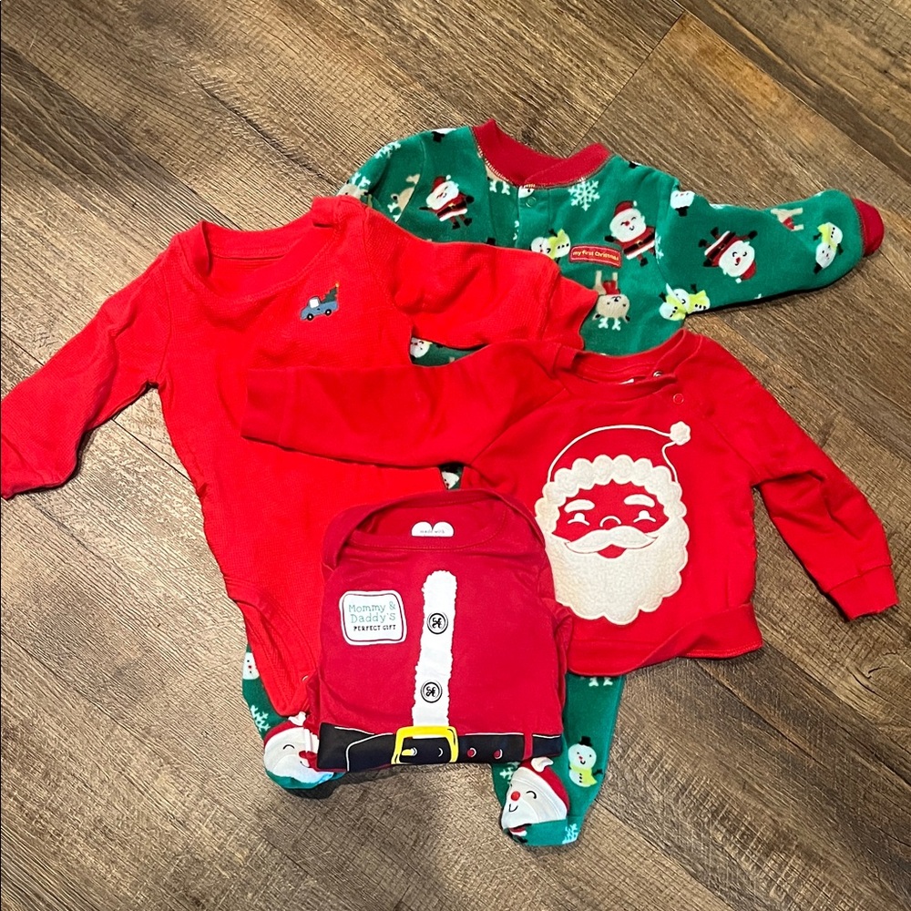Baby Christmas clothes bundle 🎄